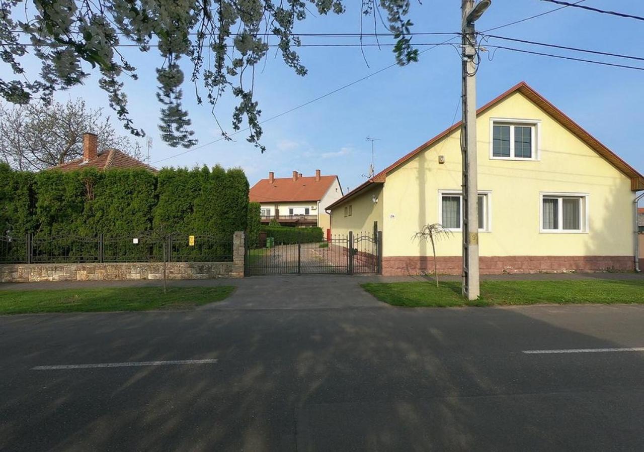 Zam-Zem Holiday Apartman Hajdúszoboszló Exteriör bild